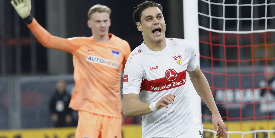 Transfergerüchte: Verlässt Mavropanos den VfB Stuttgart? Moukoko äußert sich